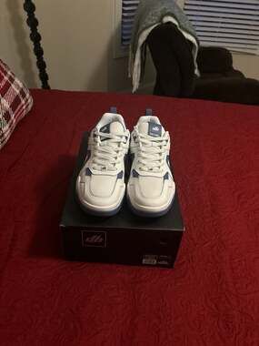 Decibel VOL01 White and Blue Low Top Lifestyle Sneakers